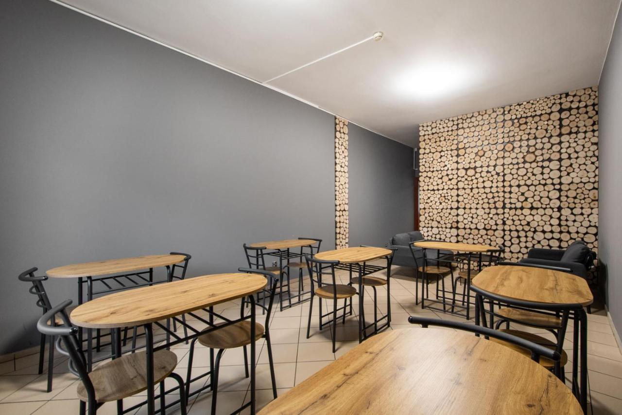 ורשה Hostel Krokodyl-Stara Praga מראה חיצוני תמונה